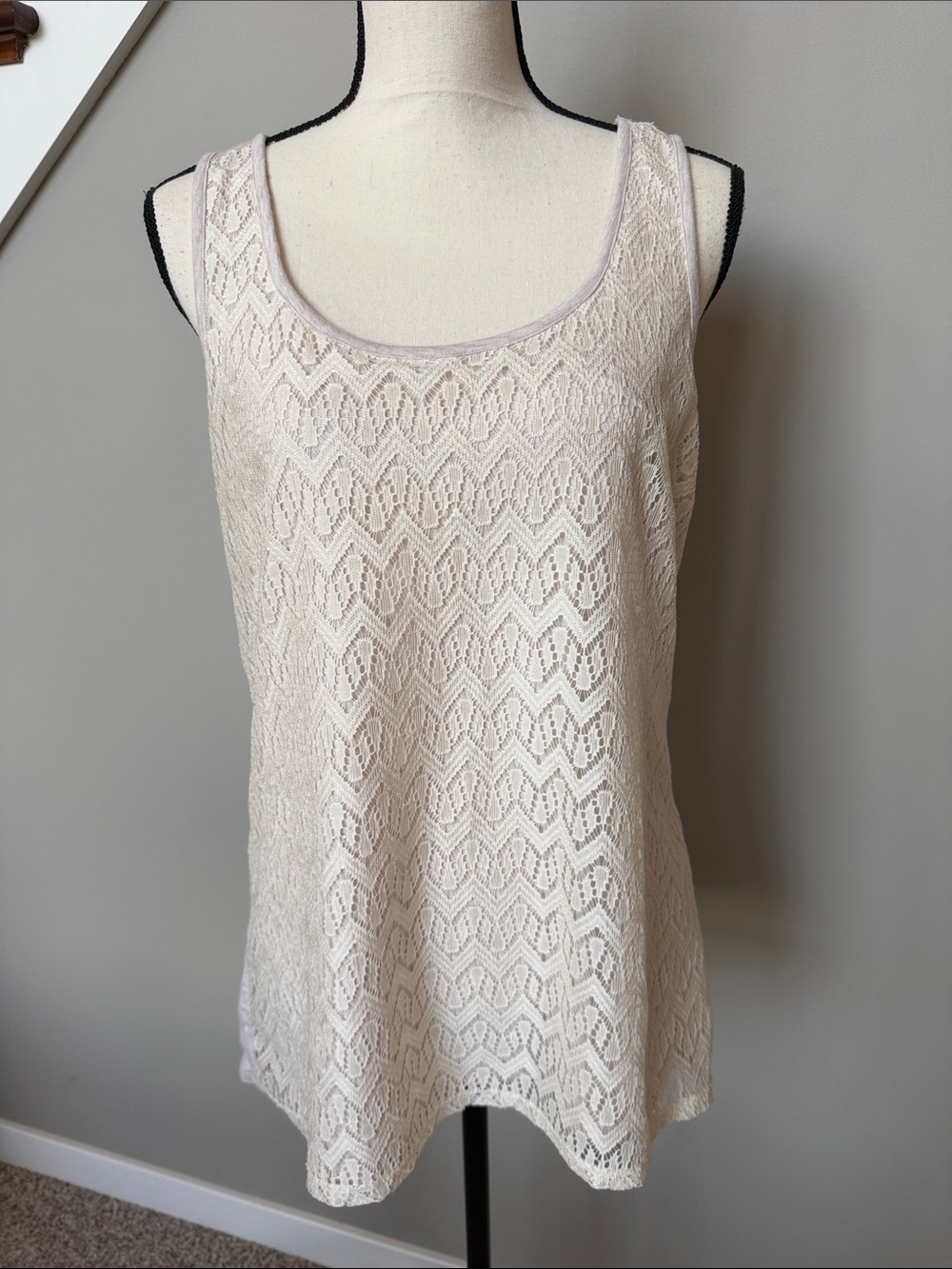 Maurices Women's Cream Lace Overlay Tank Top